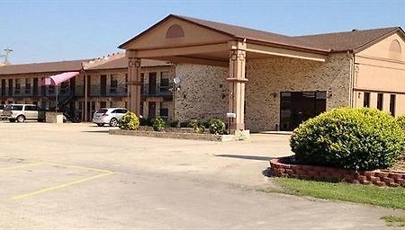 Dumas Inn Екстериор снимка
